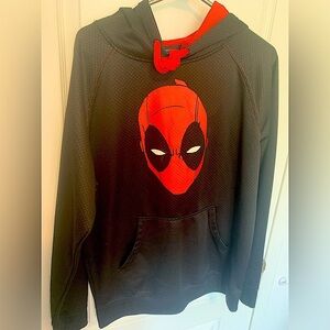 Men’s MARVEL Deadpool sweater, size medium